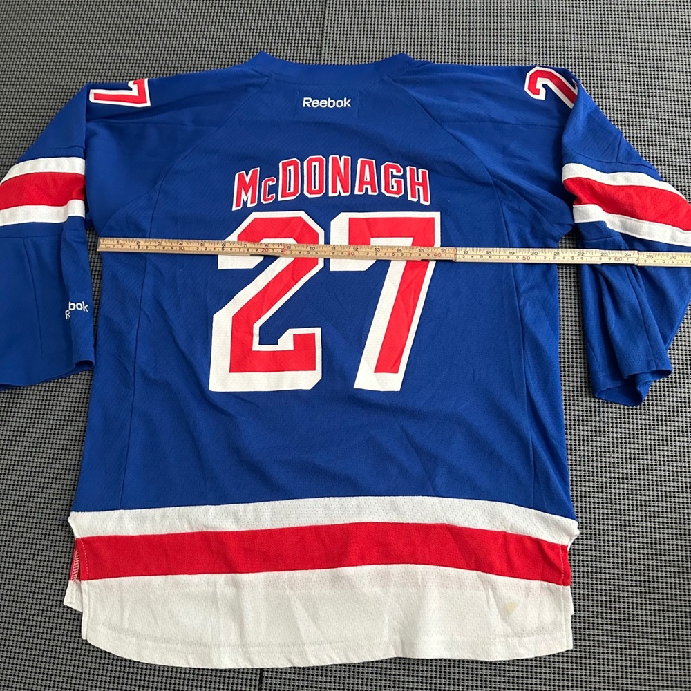 Reebok New York Rangers Ryan McDonagh 27 Youth Hockey Jersey Blue L/XL Captain C - Picture 8 of 8